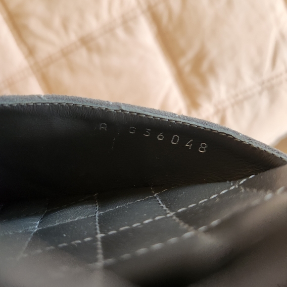 Chanel Flats In suede - Picture 9 of 16